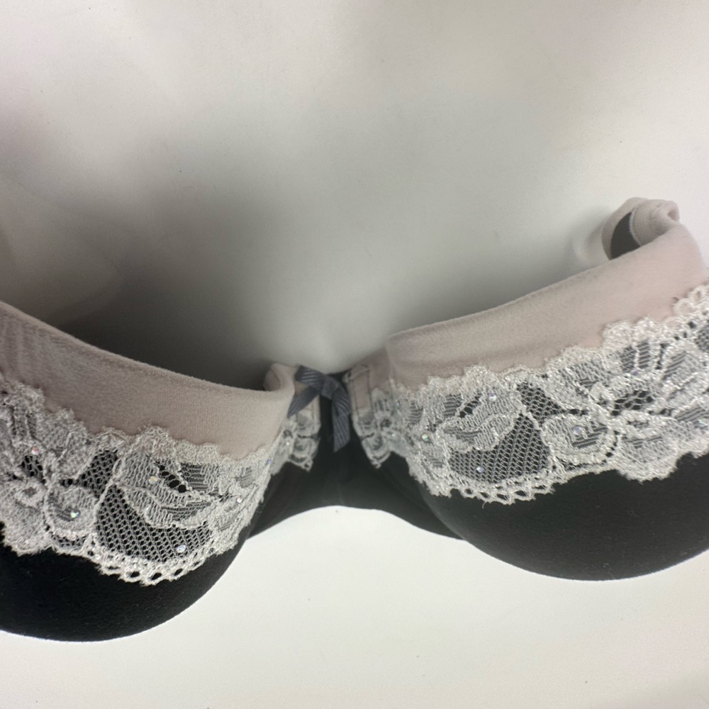 Victoria’s Secret Black Bra with Lace Trim 34DD